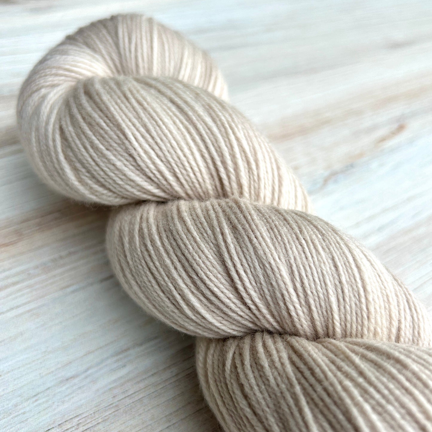 Dune Shaniko Yarn Hand-dyed Yarn Fiber-Macgyver