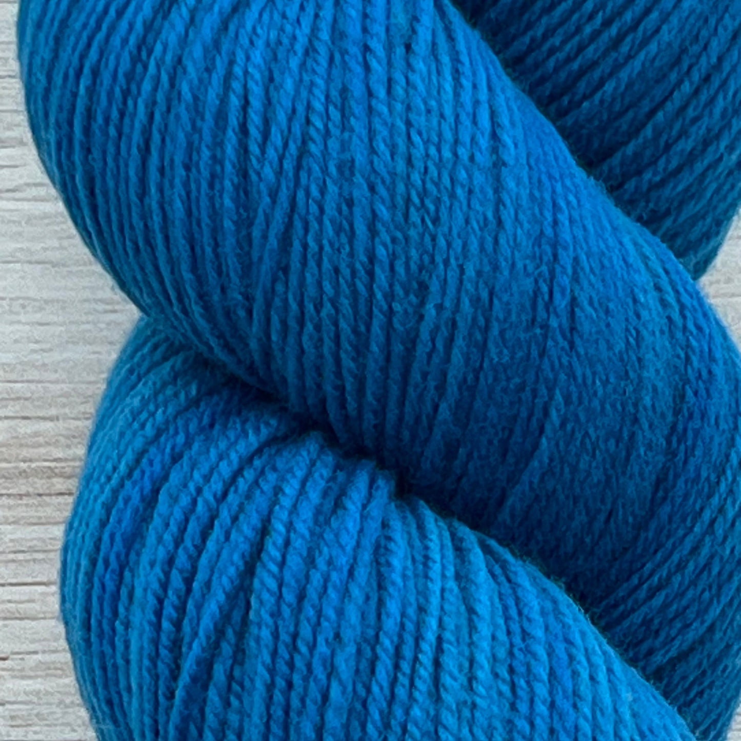 Harbor Shaniko Yarn Hand-dyed Yarn Fiber-Macgyver