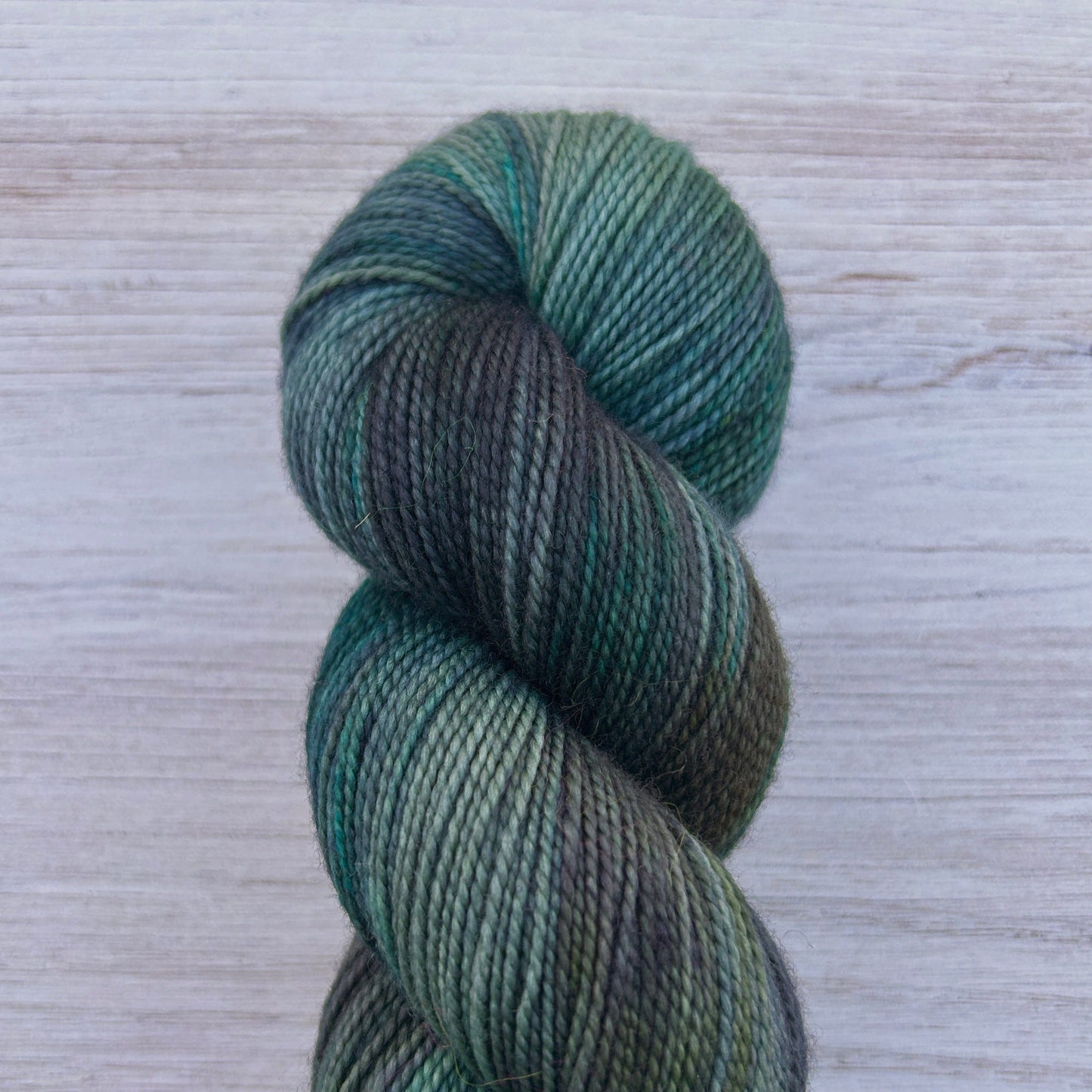 Misty Ridge Merino Twist Hand-dyed Yarn Fiber-Macgyver