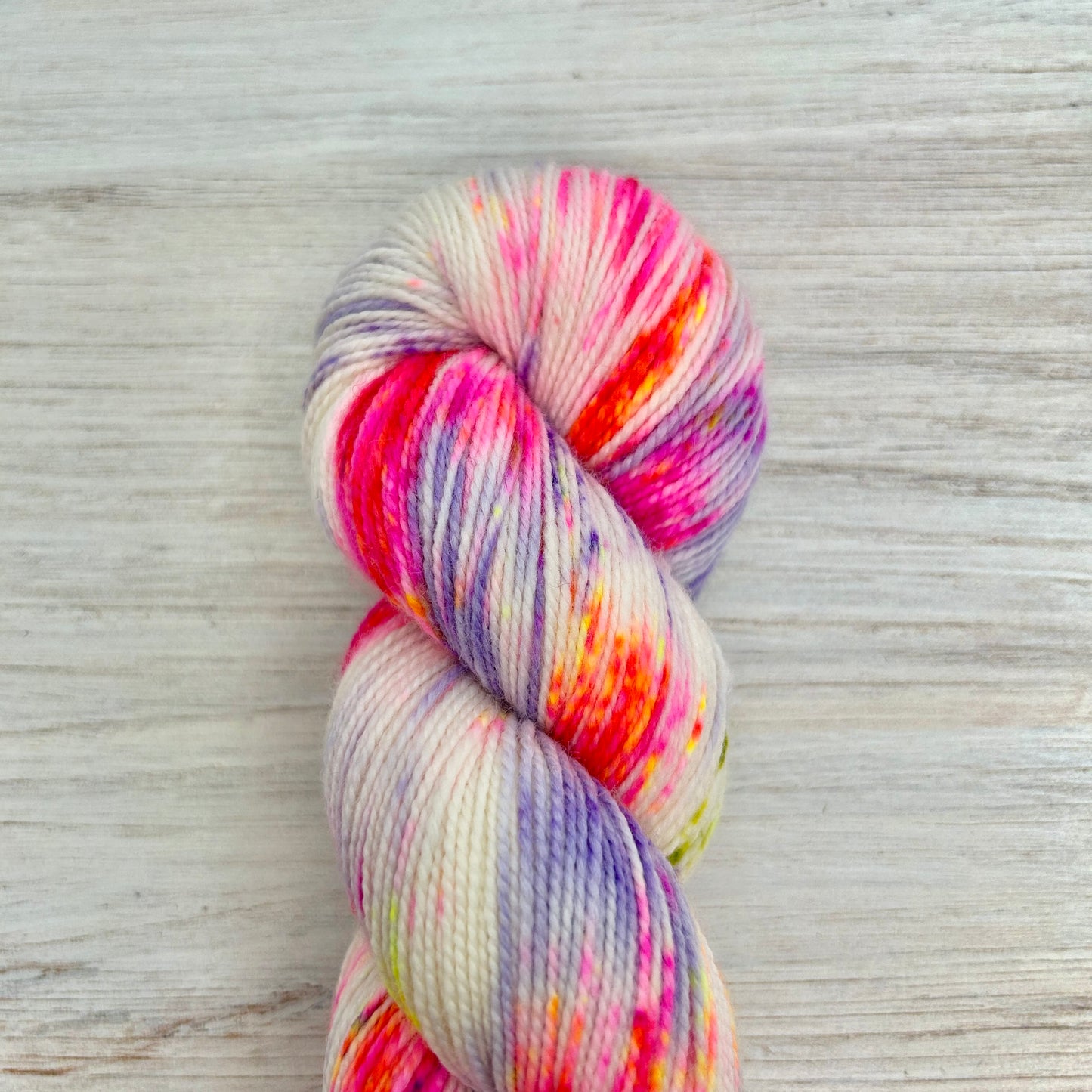 Springtime Merino Twist Hand-dyed Yarn Fiber-Macgyver