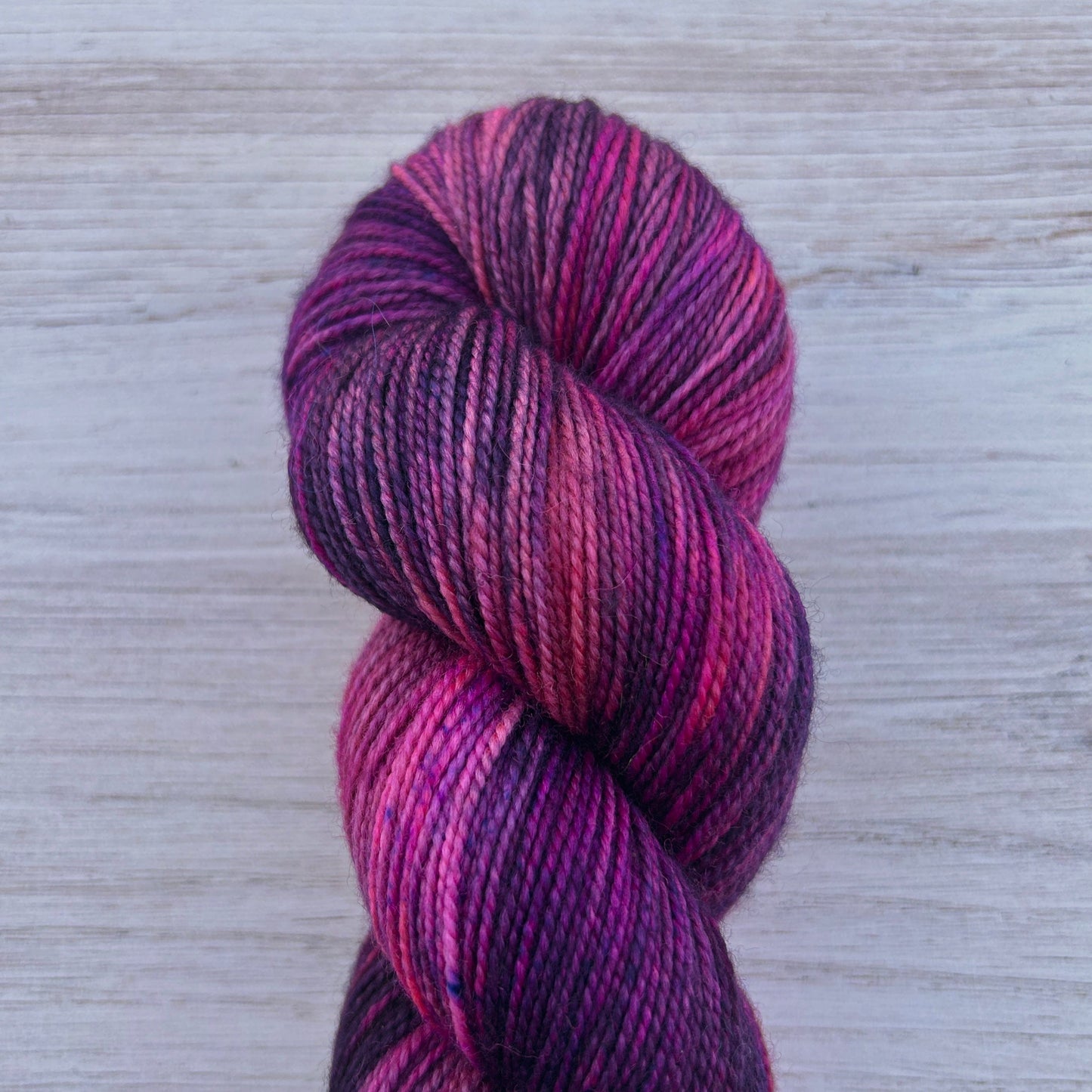 Starberry Merino Twist Hand-dyed Yarn Fiber-Macgyver