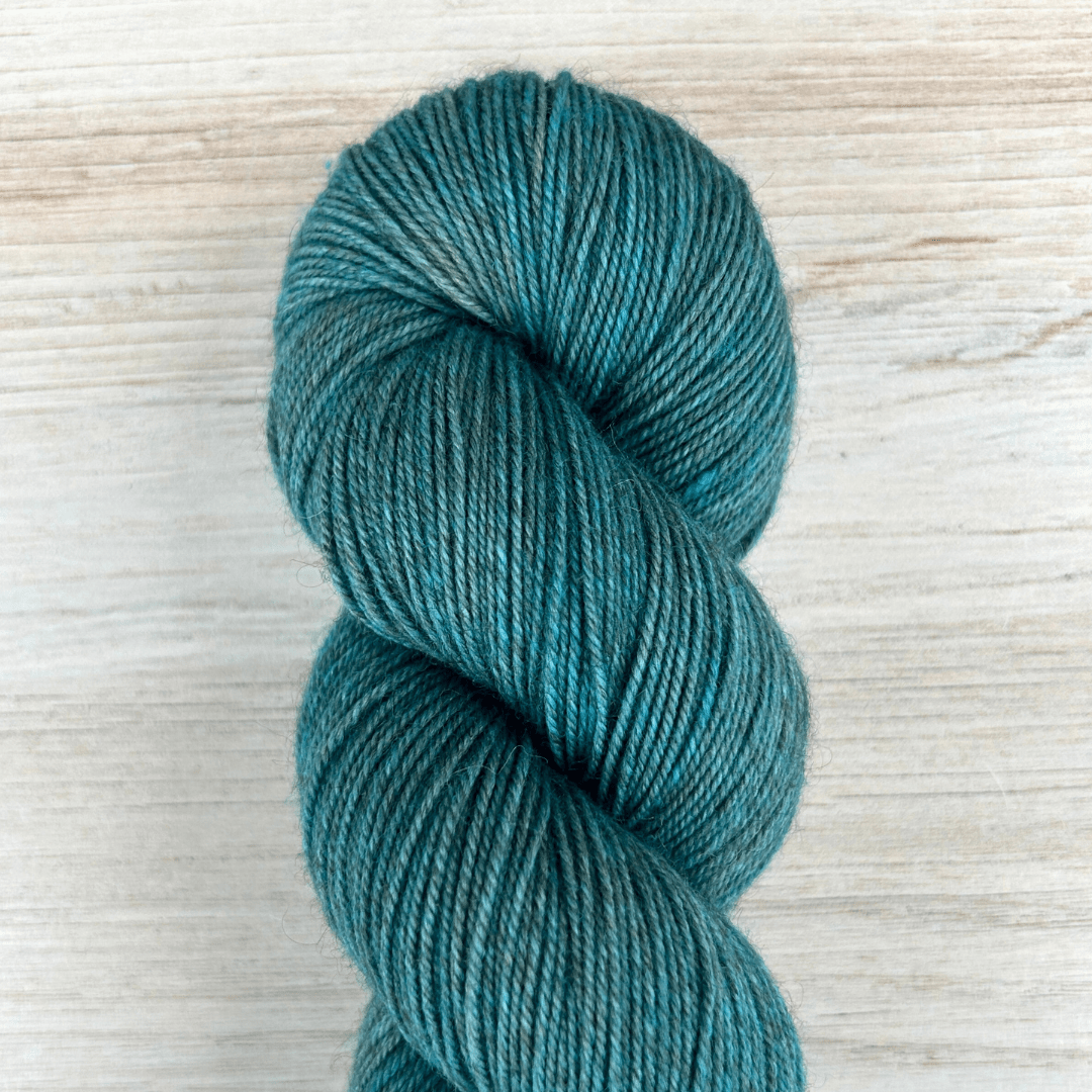 Bahama Yak Fingering Hand-dyed Fiber-Macgyver