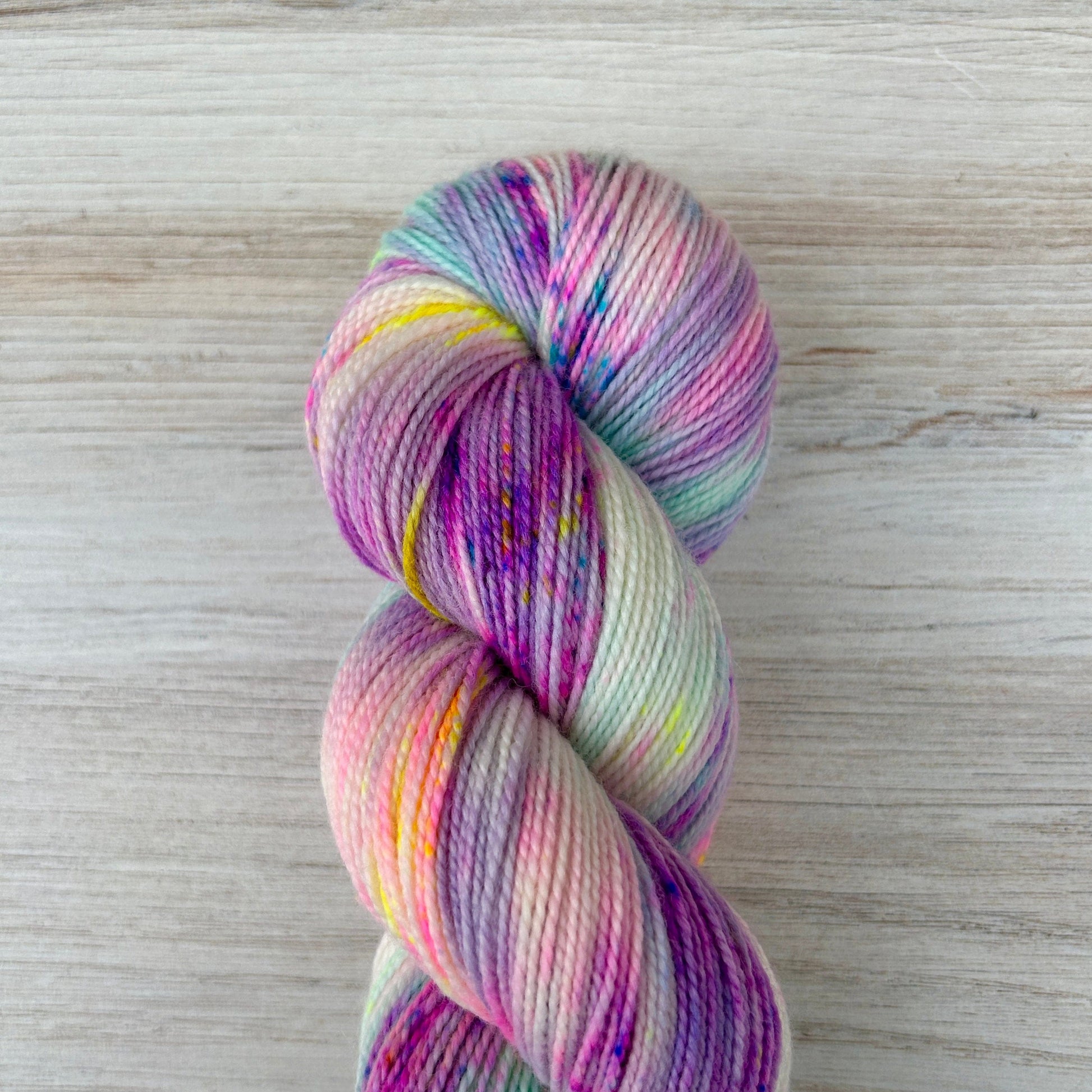 Disco Merino Twist Hand-dyed Yarn Fiber-Macgyver