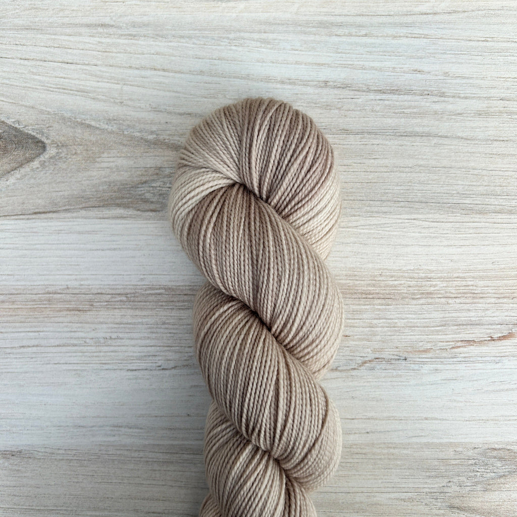 Dune Merino Twist Hand-dyed Yarn Fiber-Macgyver