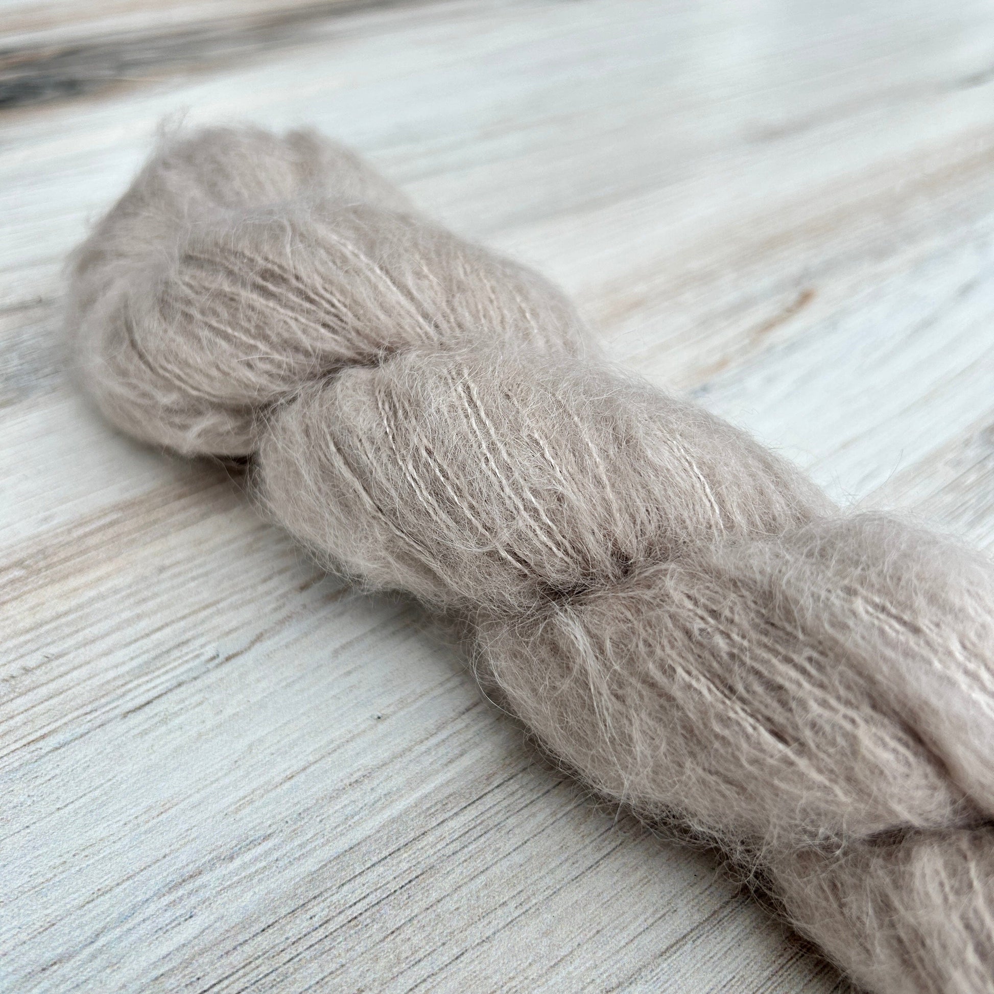 Dune Suri Silk Hand-dyed Yarn Fiber-Macgyver