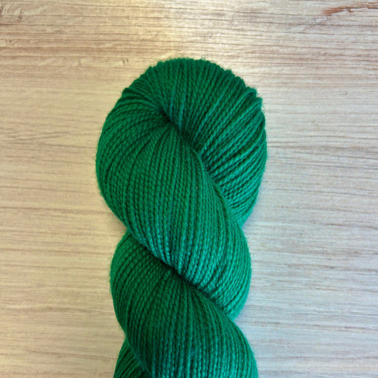 Emerald Merino Twist Hand-dyed Yarn Fiber-Macgyver