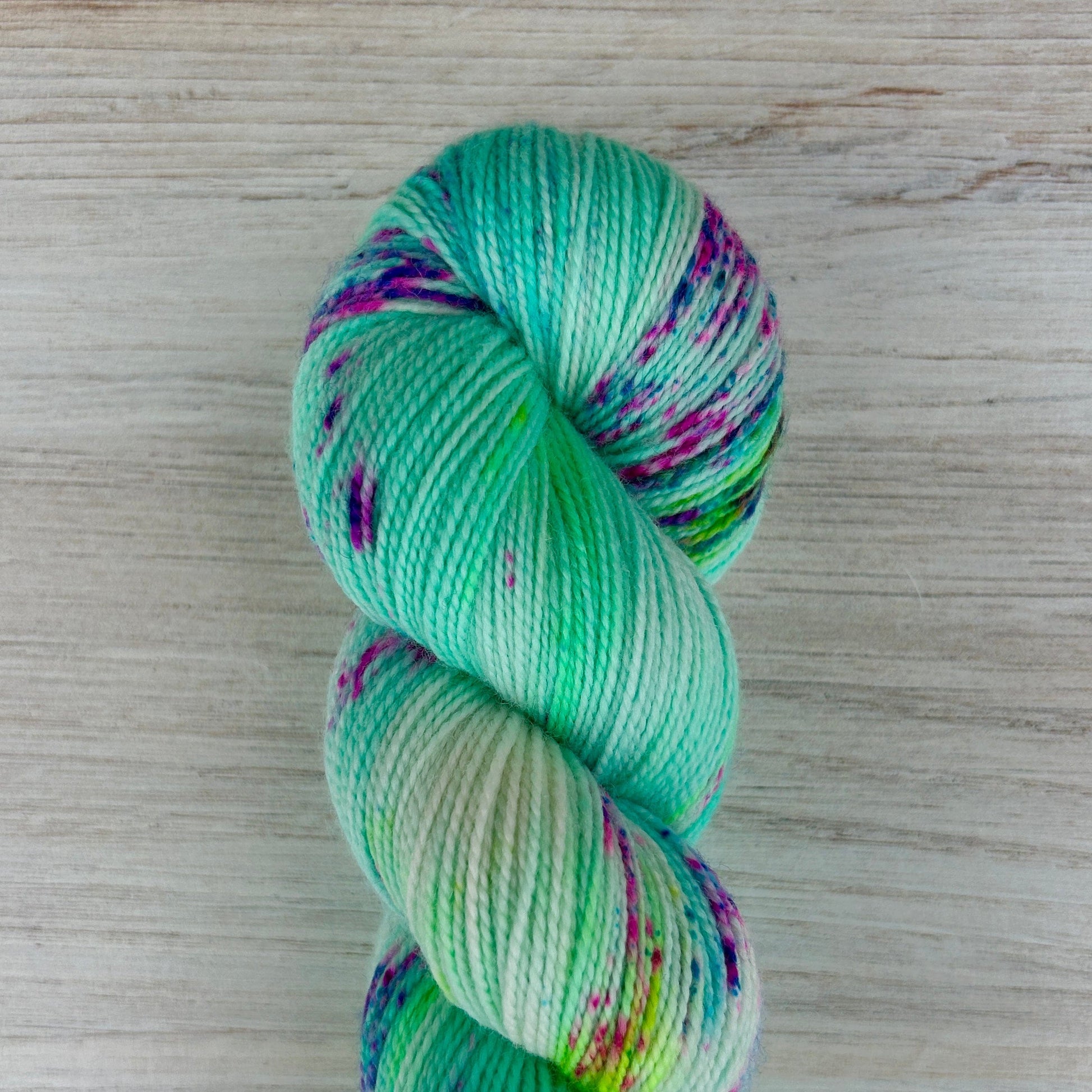 Enchantment Merino Twist Hand-dyed Yarn Fiber-Macgyver