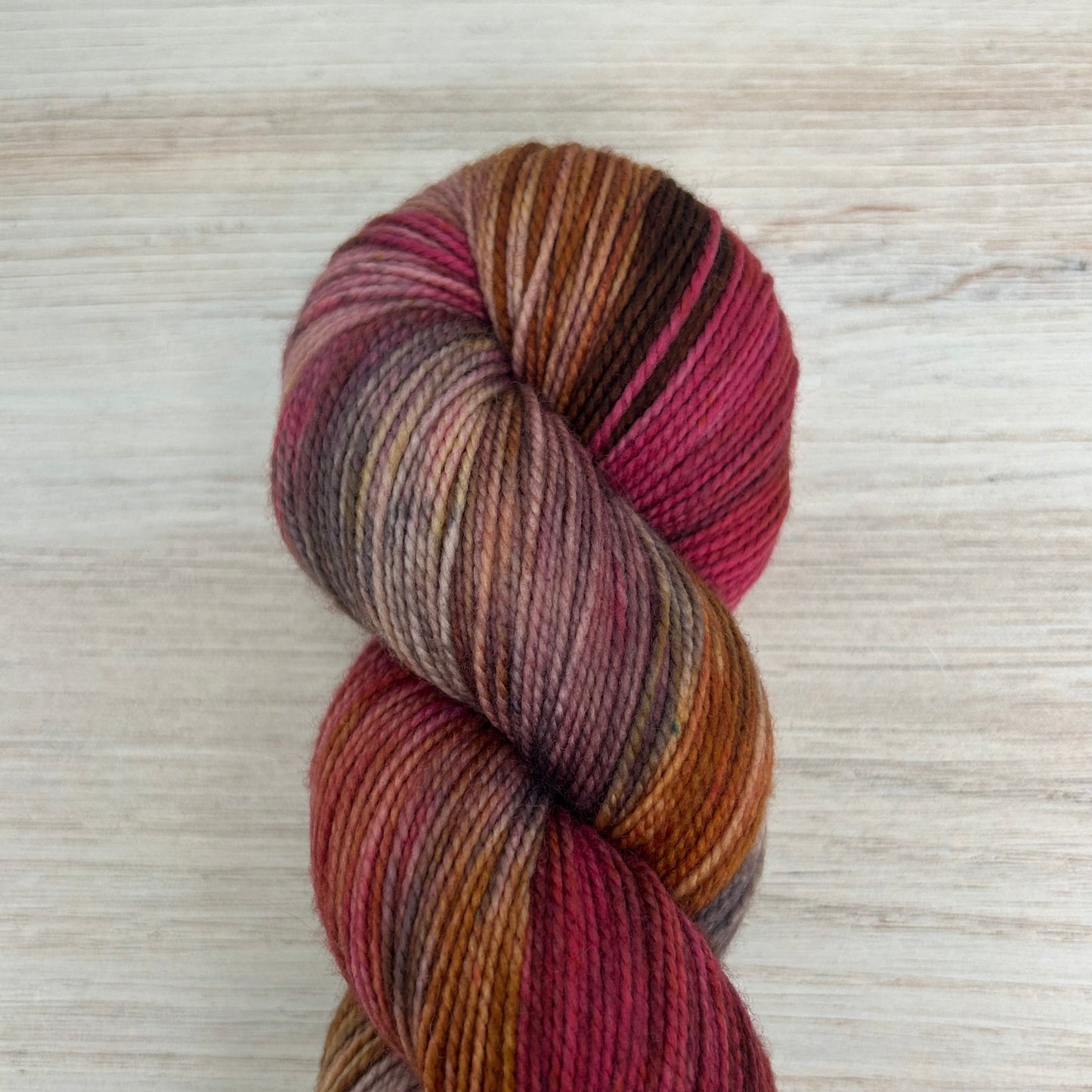 Fig Merino Twist Hand-dyed Yarn Fiber-Macgyver