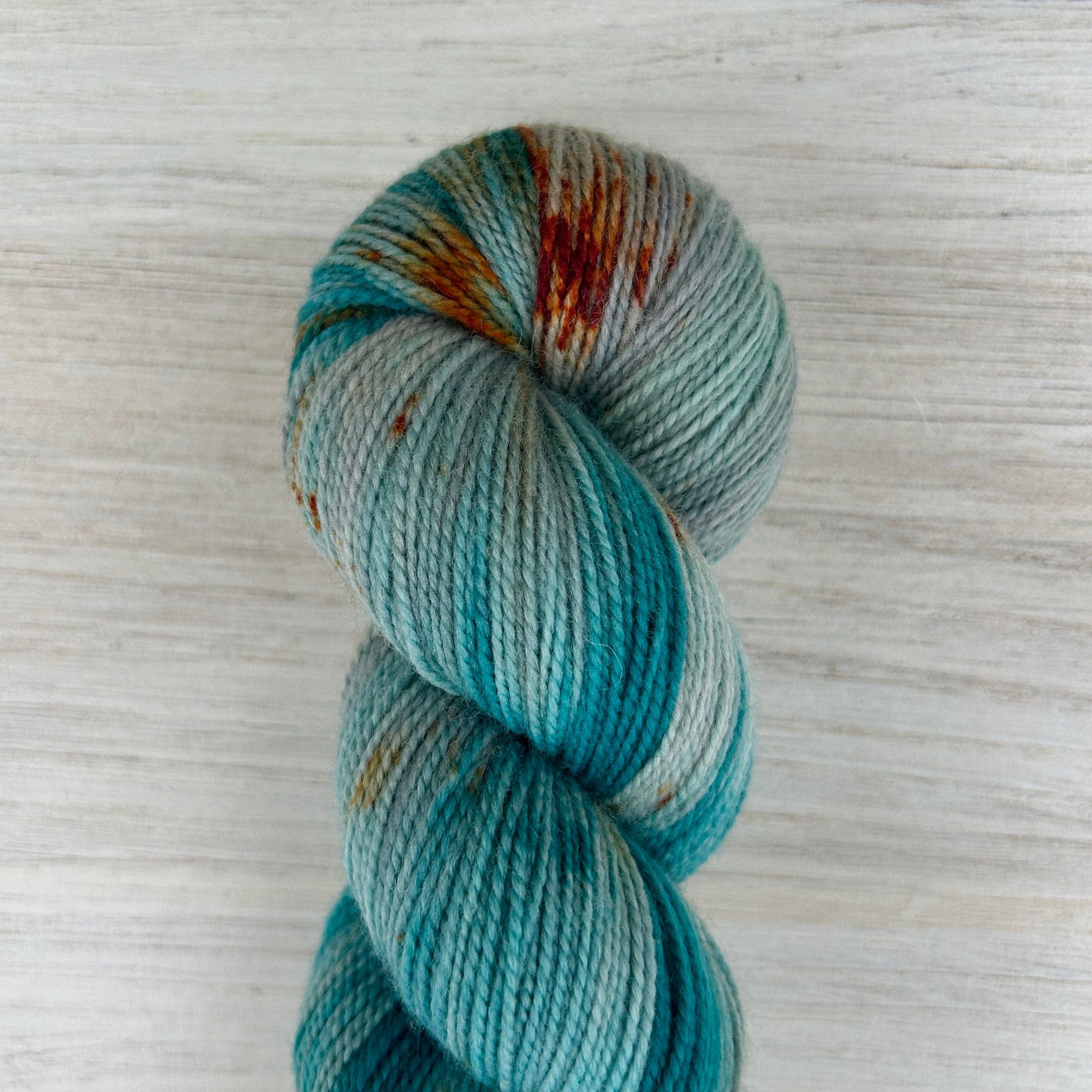 Frigid Merino Twist Hand-dyed Yarn Fiber-Macgyver