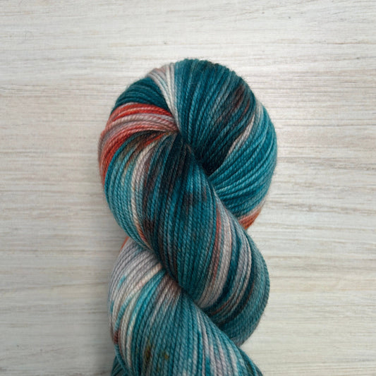Frigid Shaniko Yarn Hand-dyed Yarn Fiber-Macgyver