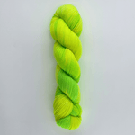 Glow Merino Twist Hand-dyed Yarn Fiber-Macgyver