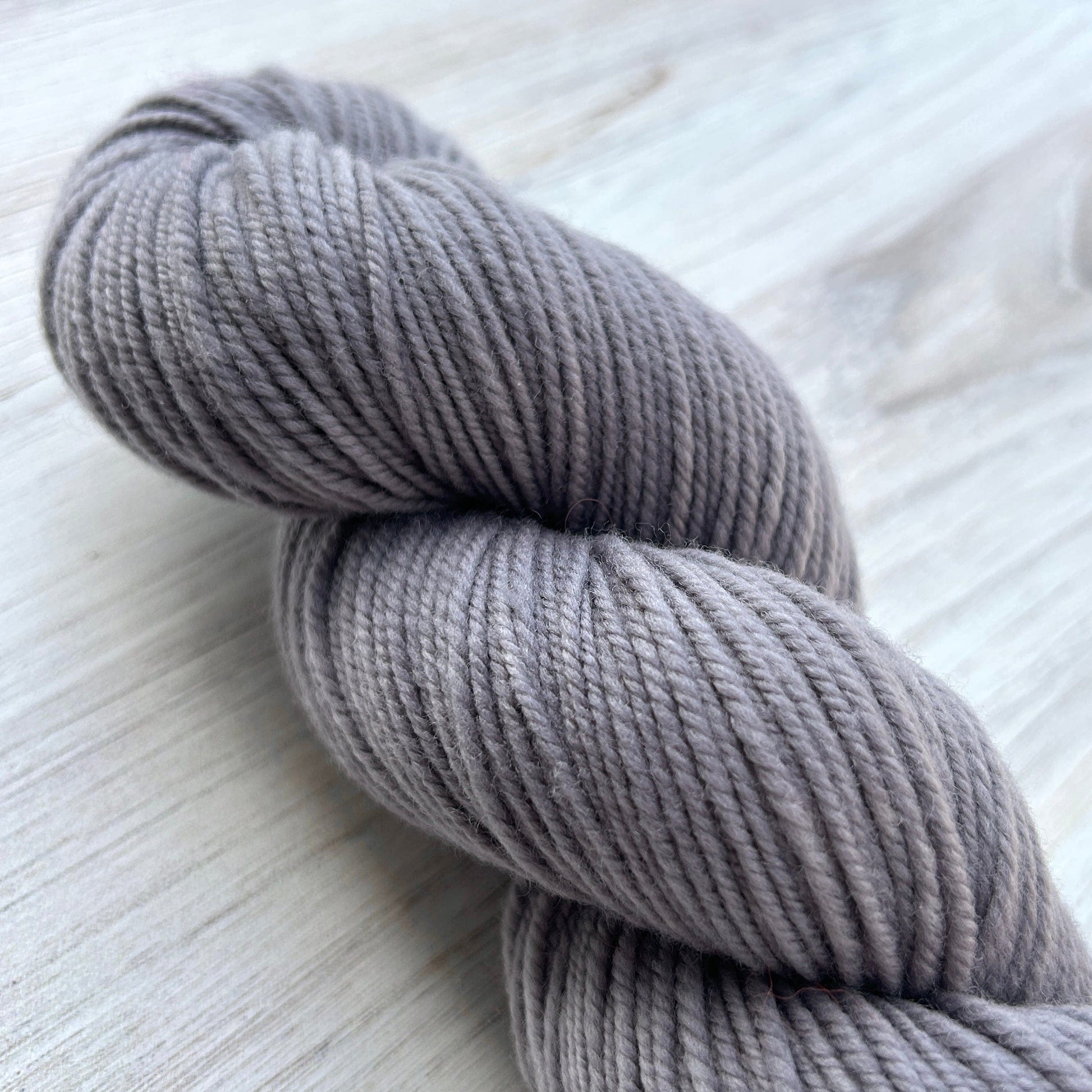 Iron Shaniko Yarn Hand-dyed Yarn Fiber-Macgyver