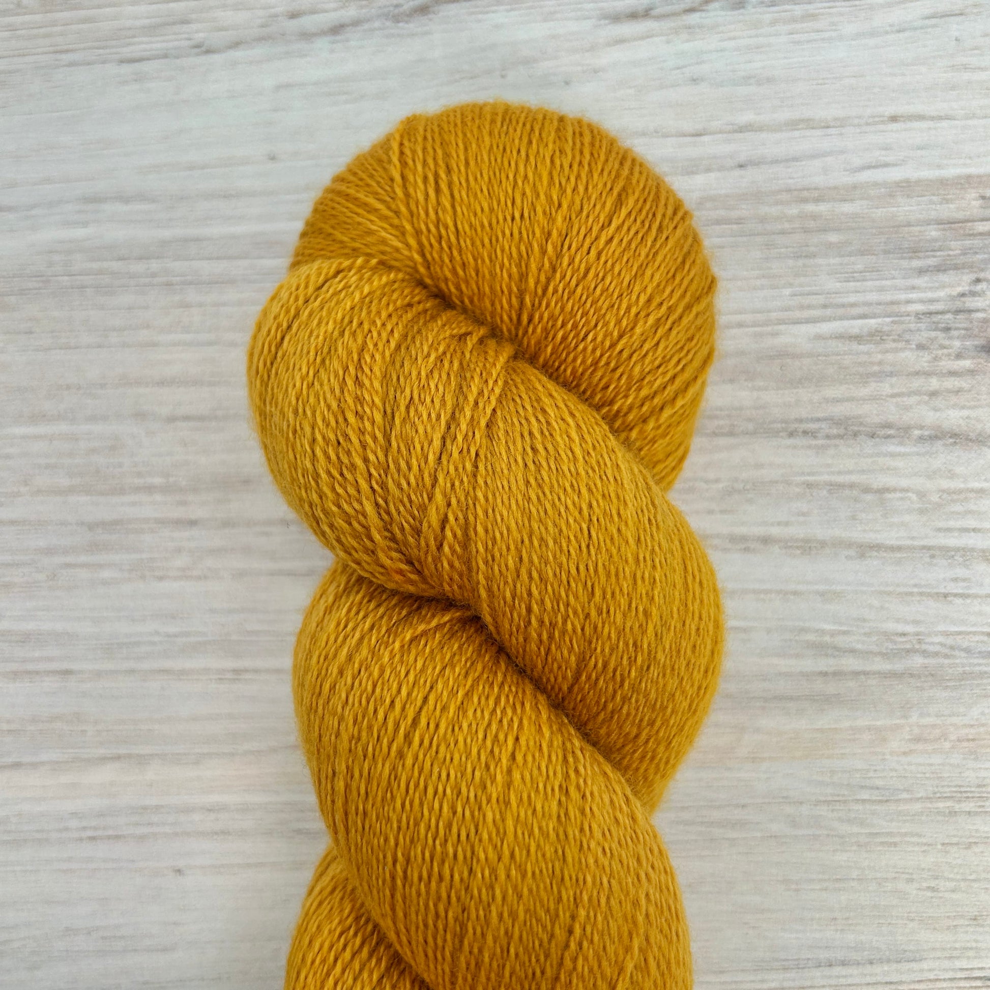Mazy Merino Silk Lace Hand-dyed Fiber-Macgyver
