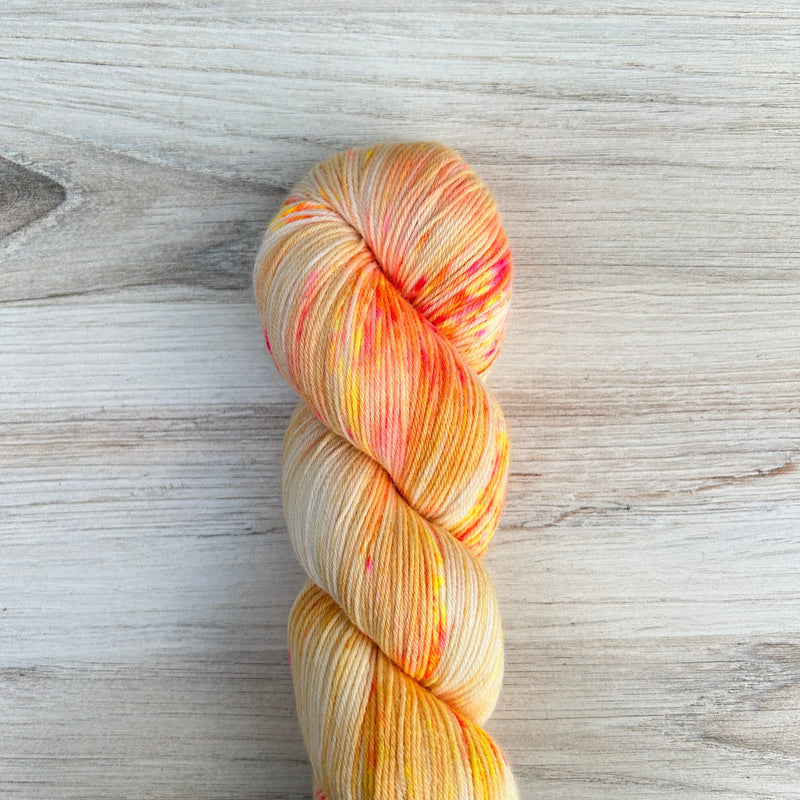 Melon Merino Sock Hand-dyed Hand Dyed Yarn Fiber-Macgyver