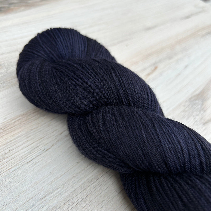 Midnight Merino Sock Hand-dyed Hand Dyed Yarn Fiber-Macgyver