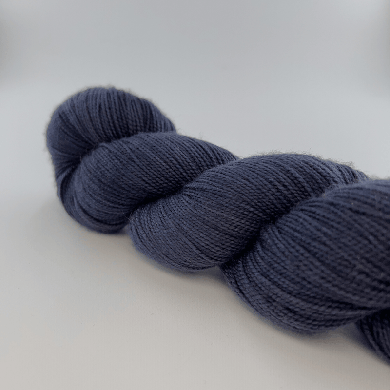 Midnight Merino Twist Hand-dyed Yarn Fiber-Macgyver