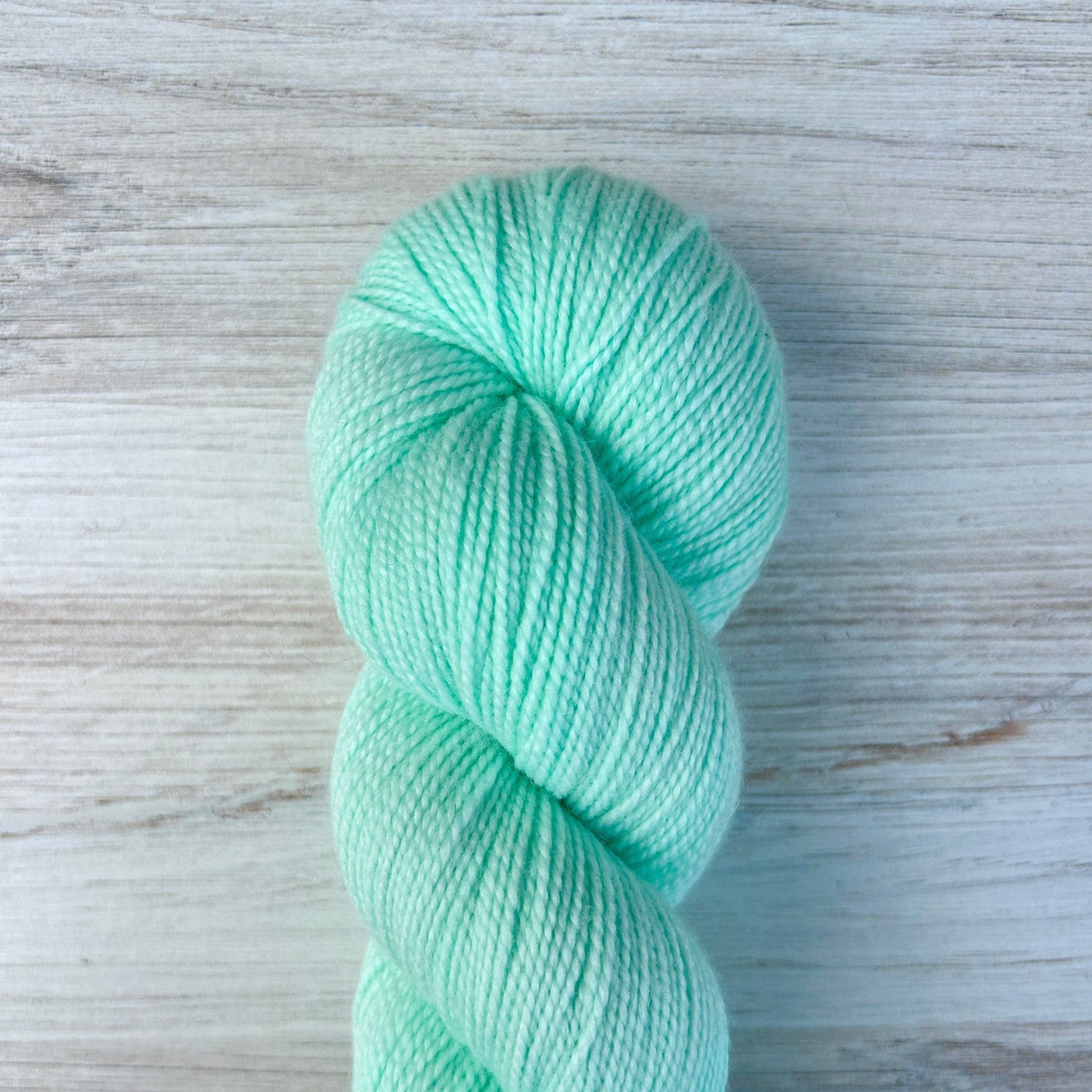 Mineral Merino Twist Hand-dyed Yarn Fiber-Macgyver