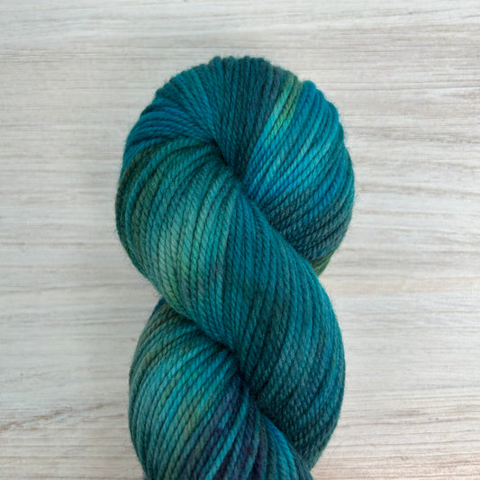 Misty Ridge Shaniko Yarn Hand-dyed Yarn Fiber-Macgyver