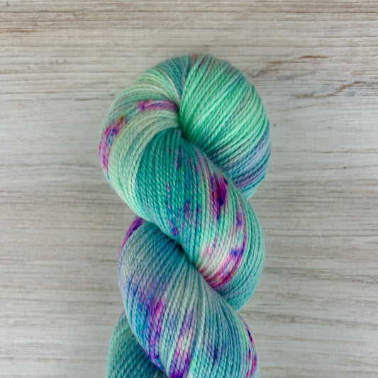 Monet Merino Twist Hand-dyed Yarn Fiber-Macgyver