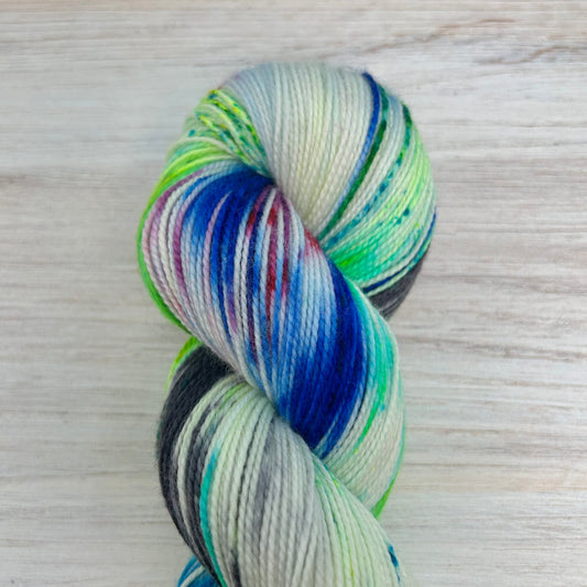 OOAK Merino Twist Hand-dyed Yarn Fiber-Macgyver