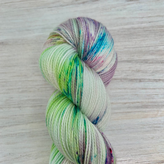 OOAK Merino Twist Hand-dyed Yarn Fiber-Macgyver