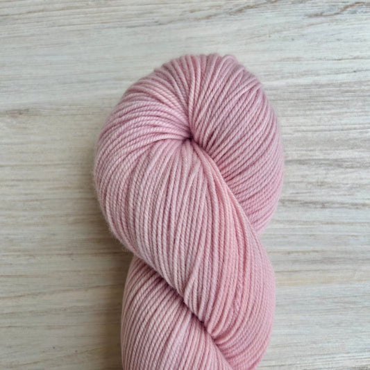 Primrose Shaniko Yarn Hand-dyed Yarn Fiber-Macgyver