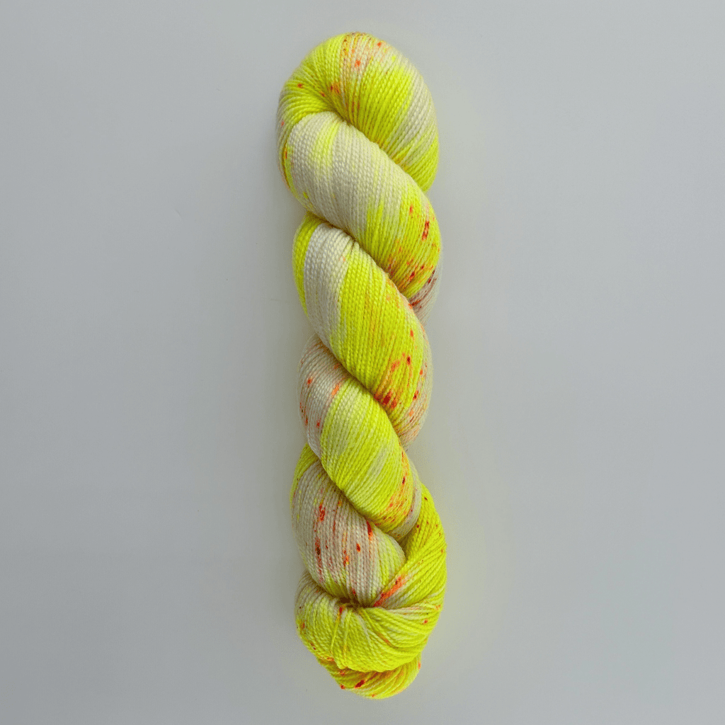 Sunshine Merino Twist Hand-dyed Yarn Fiber-Macgyver