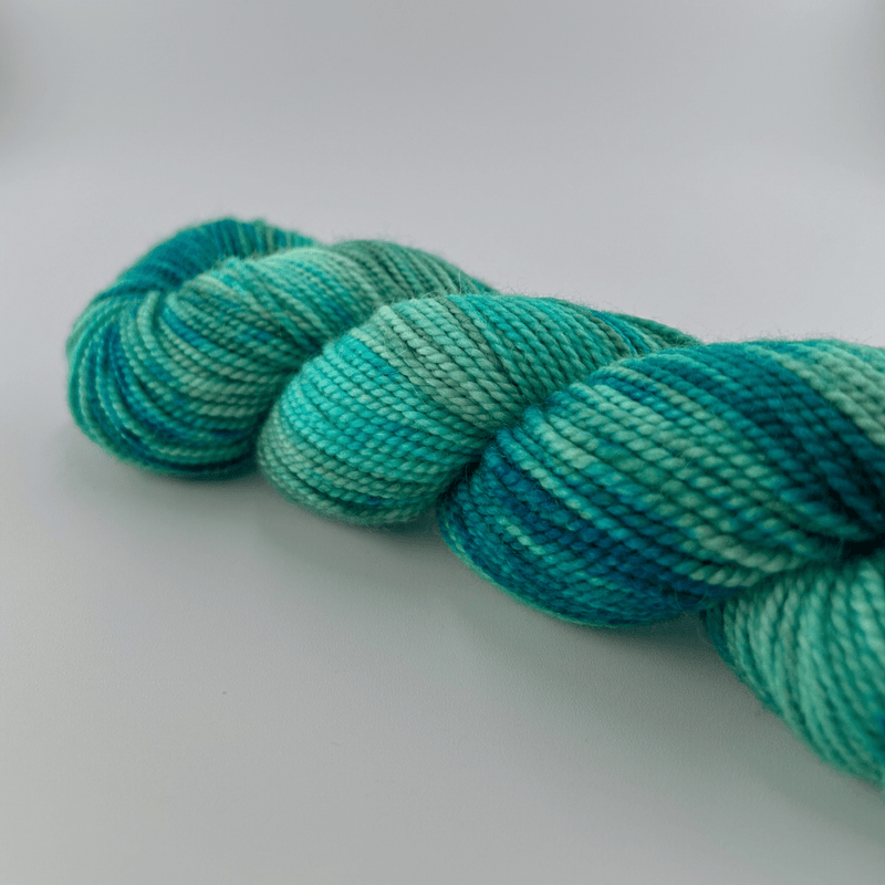 Vaca Vibes Merino Alpaca Hand-dyed Yarn Fiber-Macgyver