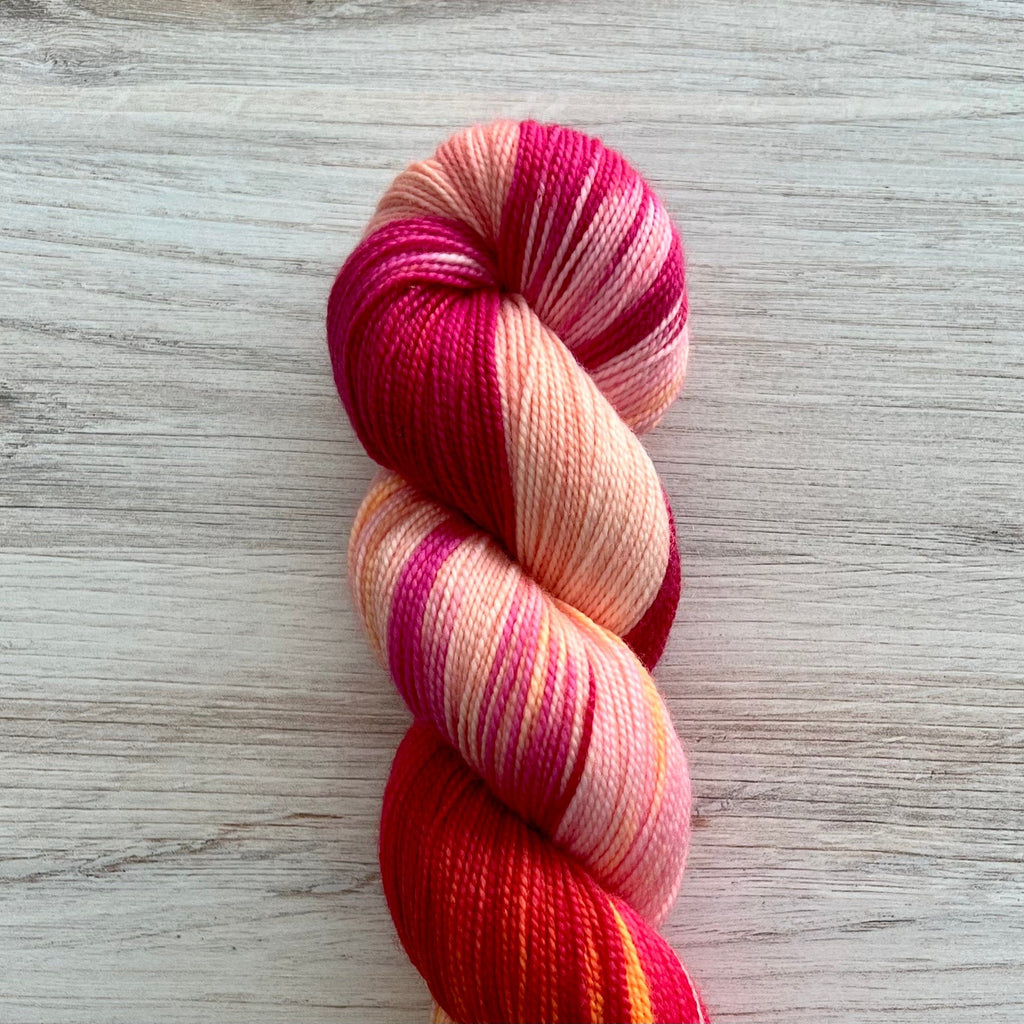BLOOM Merino Twist Hand-dyed Yarn Fiber-Macgyver
