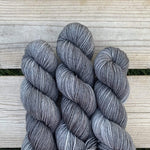 BLUE STEEL Merino Alpaca Worsted Hand-dyed Yarn Fiber-Macgyver