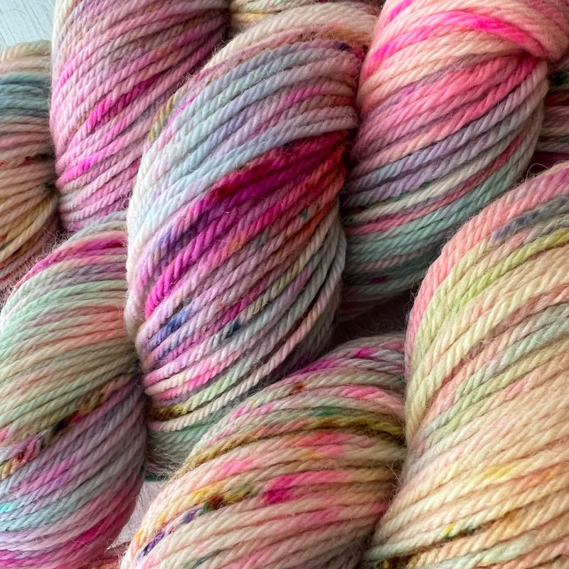 SPRINKLES Merino DK Hand-dyed Yarn Fiber-Macgyver